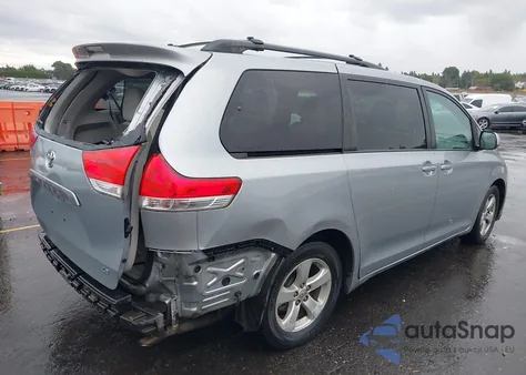 2014 Toyota Sienna Le V6 8 Passenger from USA, damaged, VIN 5TDKK3DCXES430566